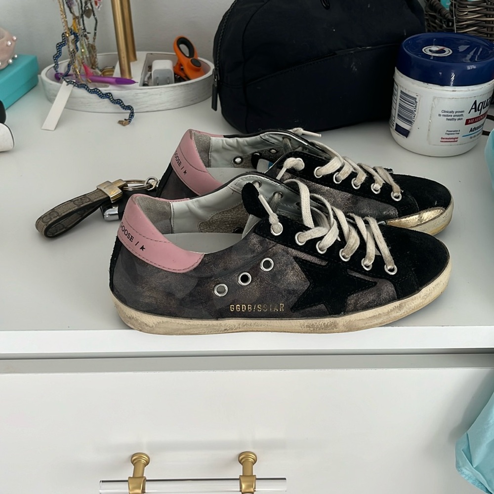 GG black shoes ( only worn at most 5 times)